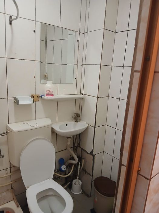 Vând camera stil garsonieră