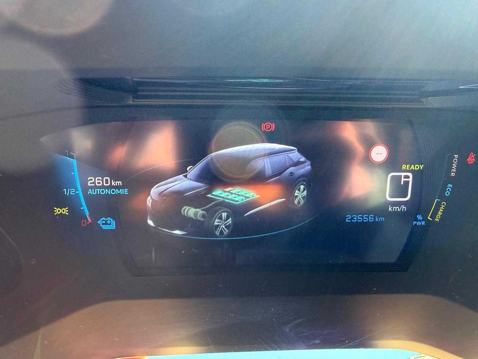 Peugeot e-2008 GT full electric