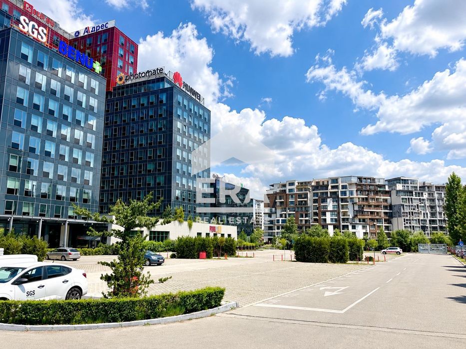 Двустаен апартамент под наем зад The Mall