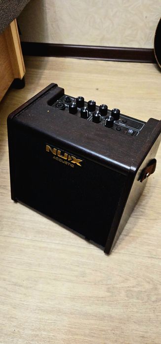 гитарный комбоусилитель NUX AC 80