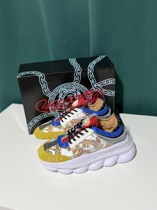 Versace Chain Reaction