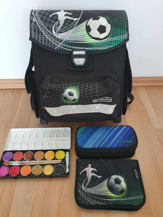 Ghiozdan scoala fotbal