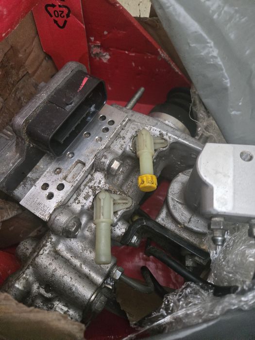 ABS toyota Auris hibrid 1.8