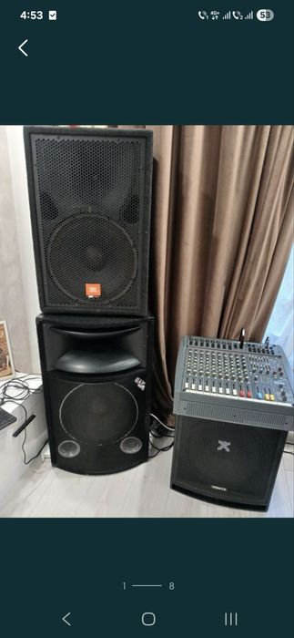 Boxe 250W, doua cai, difuzoare 15”, marca spaniola.