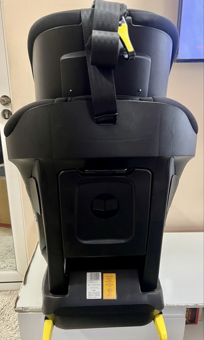 Maxi cosi titan стошче за кола 9кг-36кг