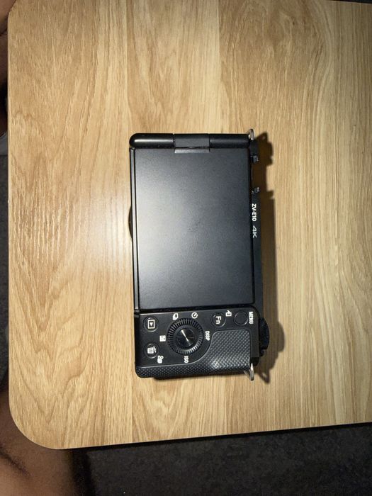 Aparat foto Sony ZV-E10