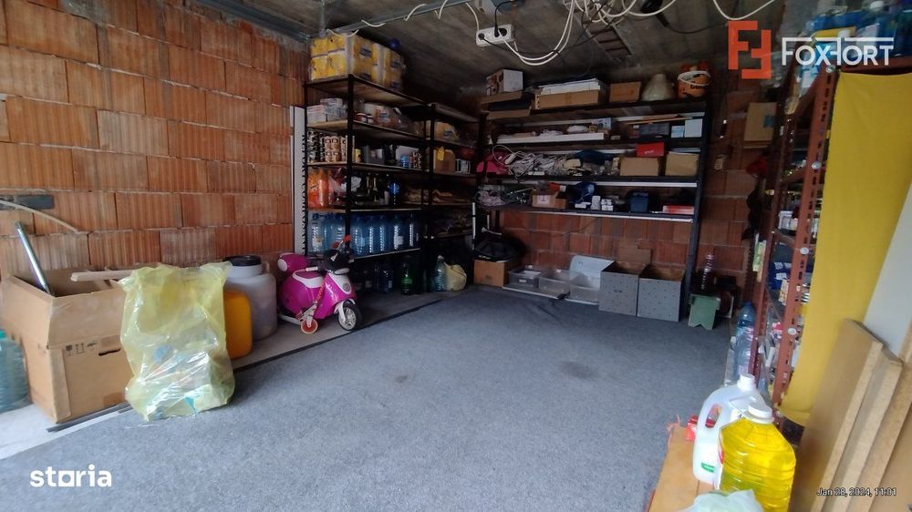 Casa 8 camere ,Sacalaz-Ideala pentru 2 familii