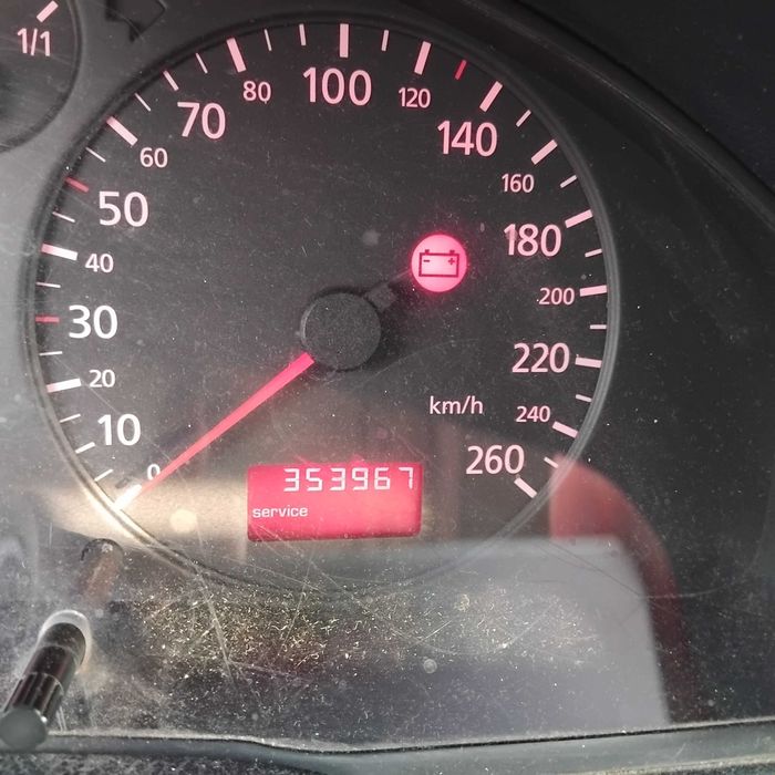 продавам ауди а4 феислифт