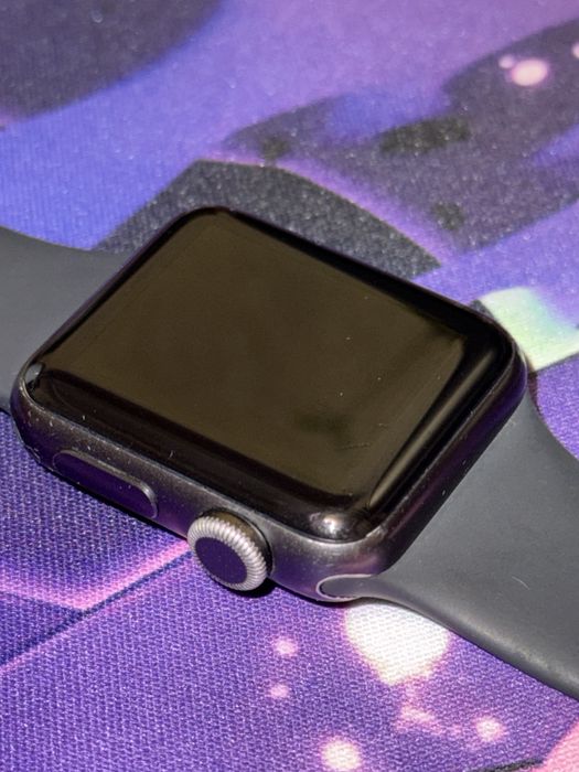 Продаю Apple watch 3 , 38mm