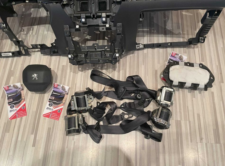 Peugeot 208 / 2008 II 2022 - kit airbag - plansa de bord - set centuri