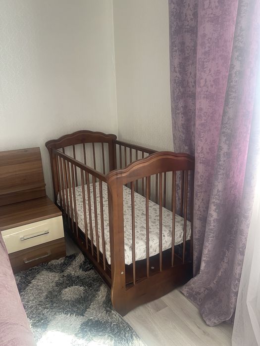 Продам детскую кроватку