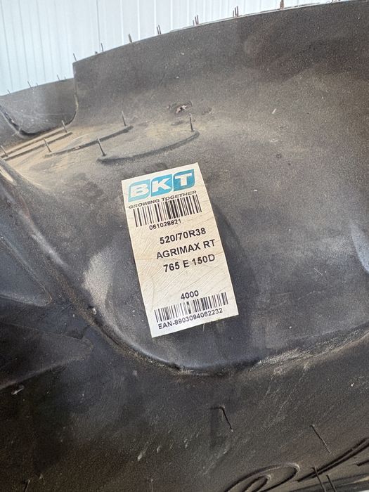 Cauciucuri noi 520/70R38