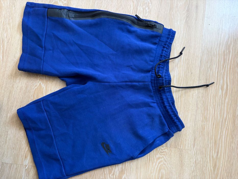 Nike S tech fleece