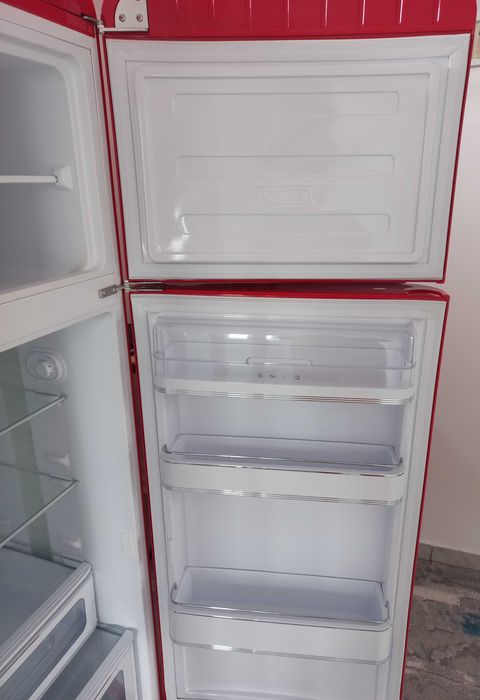 SMEG frigider retro rosu FAB30RRD5