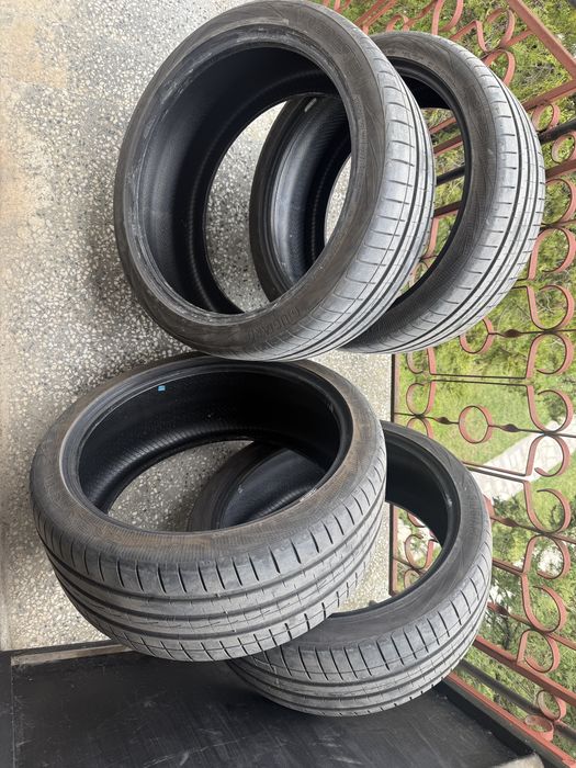 Летни гуми VREDESTEIN  275/35/21