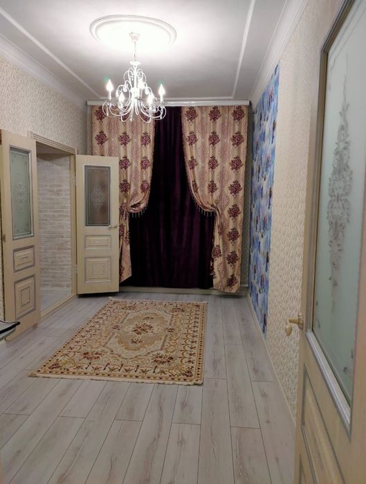 Продам 4 комнатную квартиру