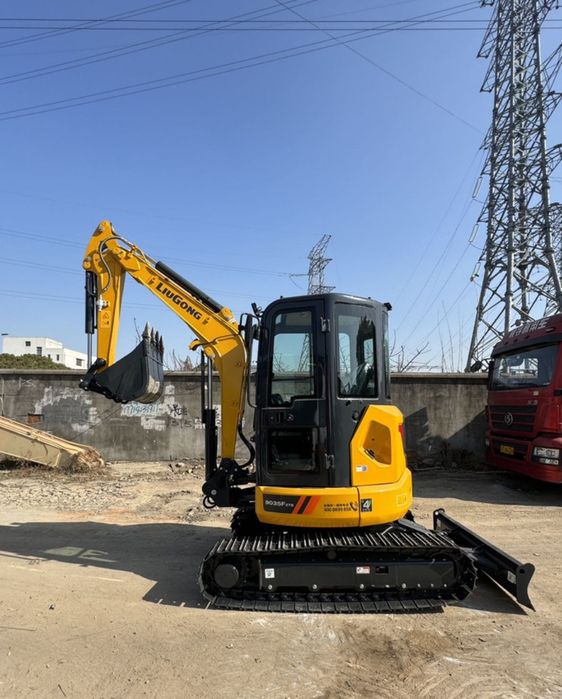 Продам Мини экскаватор