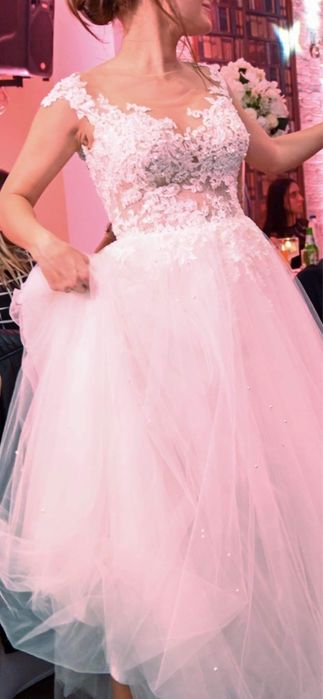 Дизайнерска булчинска рокля