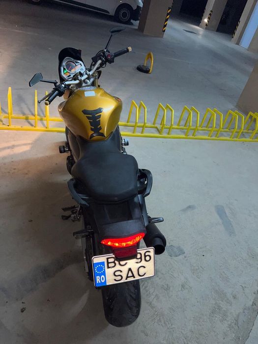 Honda Hornet impecabil