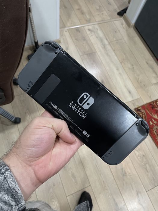 Продам nintendo switch