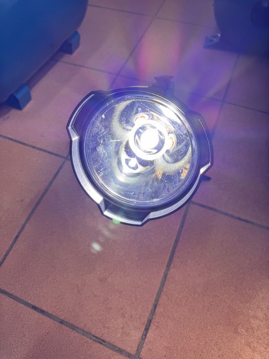 Lanterna Led pescuit cu trepied, acumulator si 4 moduri lumina