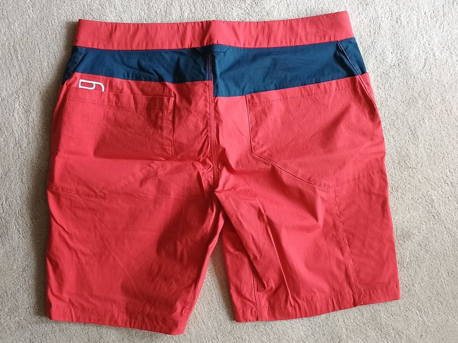 Pantaloni scurți Ortovox Colodri, M, de dama.
