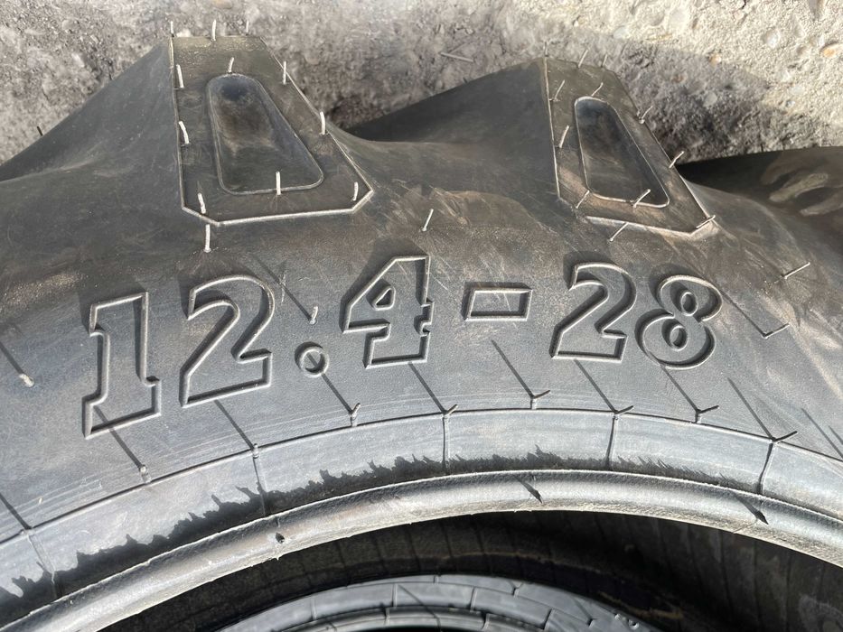 12.4-28 Anvelope noi agricole de tractor spate cu 8PR livrare