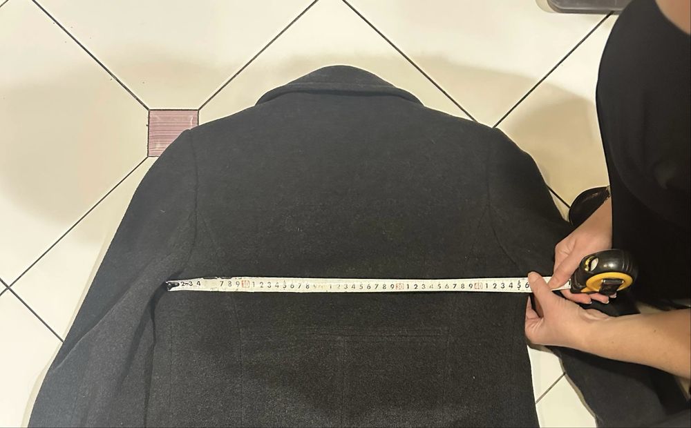 Пальто серое. Производство Гватемала размер 38