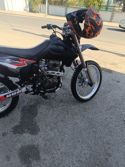 Продам мотоцикл 06