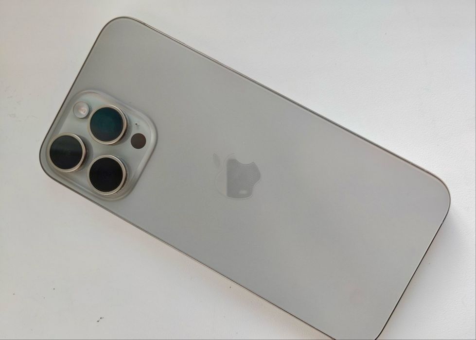 Айфон 15 про Макс