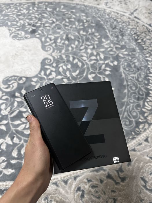 Продам Galaxy Z Fold 3