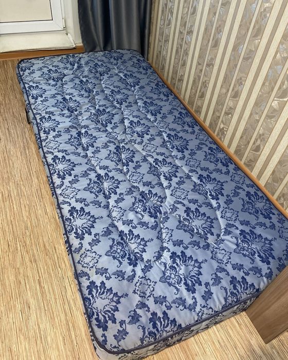 Продам кровать б/у