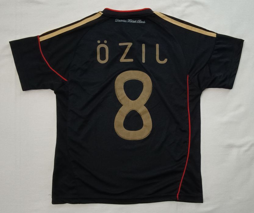 Adidas Germany #8 Ozil Away Jersey тениска ръст 147-164см Адидас