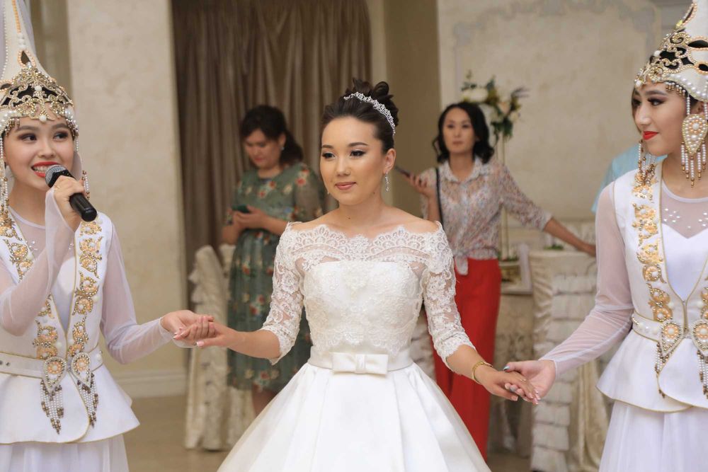 Свадебное платье Салона Разия.