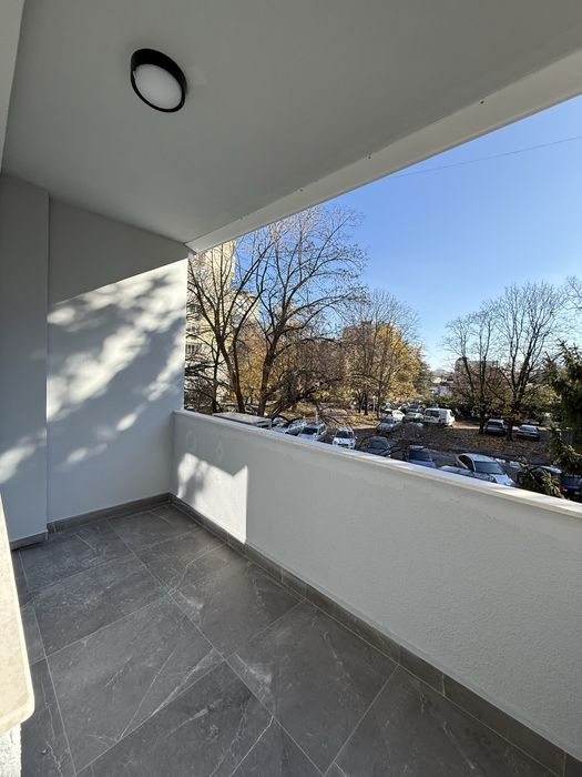 Продава се Тристаен апартамент в Шумен, 2-ри корпус - 72 кв.м за 2209 €/кв.м - Снимка #9