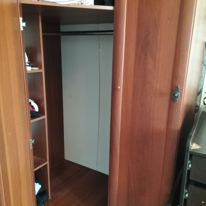 Продам шкаф шифонер