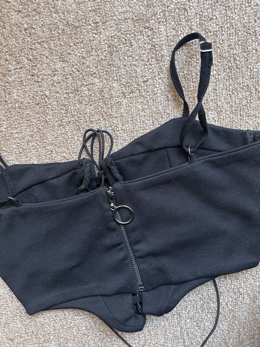 Потници и бюстиета