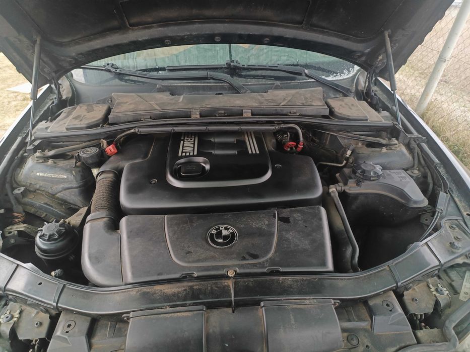 Vând BMW seria 3