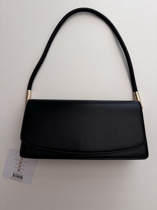 Чисто нова чанта с етикет