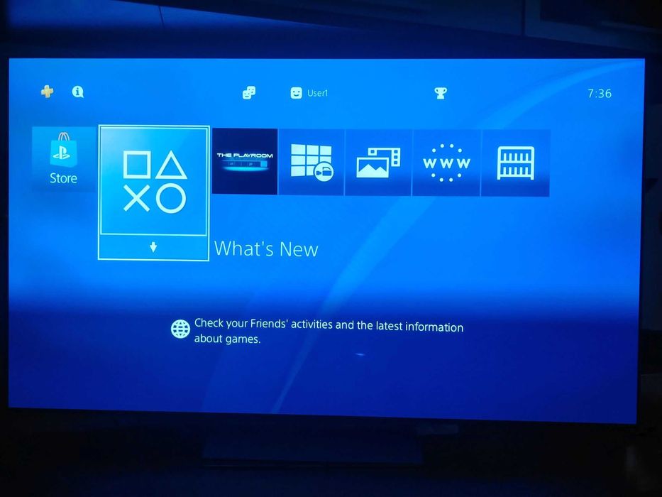 PS4 SLIM конзола 1 TB + 4 оригинални игри