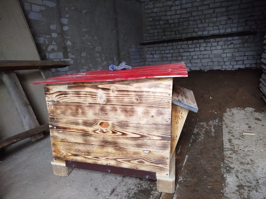 Продам собачий дом