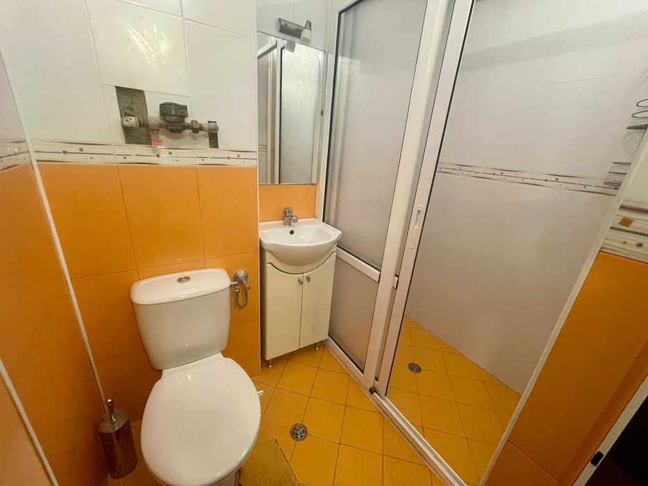 Продава се Двустаен апартамент в Габрово, Център - 61 кв.м за 861 €/кв.м - Снимка #5