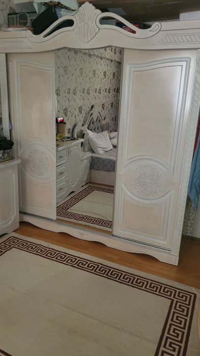 Спальный гарнитур