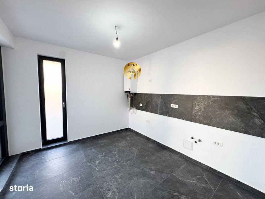 Vila P+1+M - 5 camere - Piscina in Complex, Otopeni Odaile