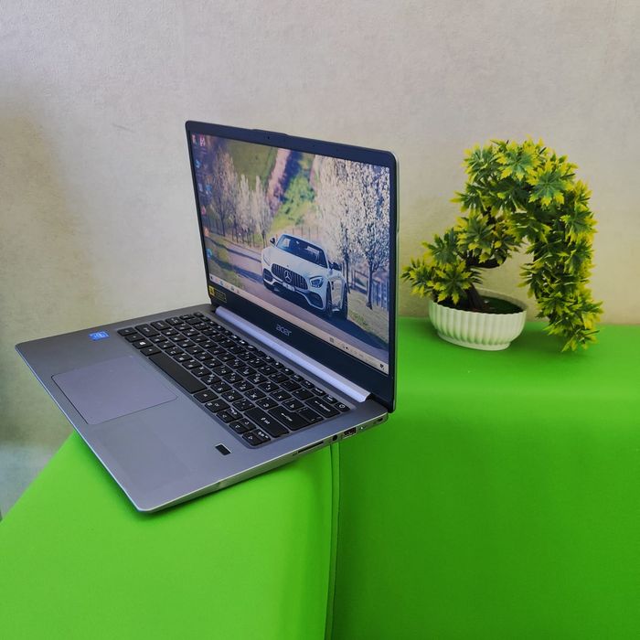 Быстрый ноутбук Acer Swift