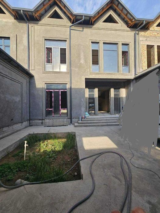 Сергели.Султонобод. 2.5 сотихда 7хонали коробка холатида уй сотаман .