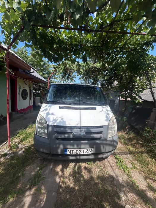 Vând Ford transit 2010