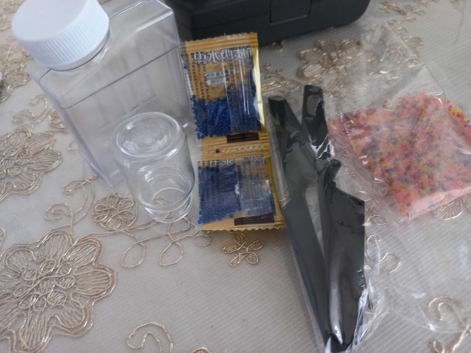 Продам дрон (квадрокоптер)