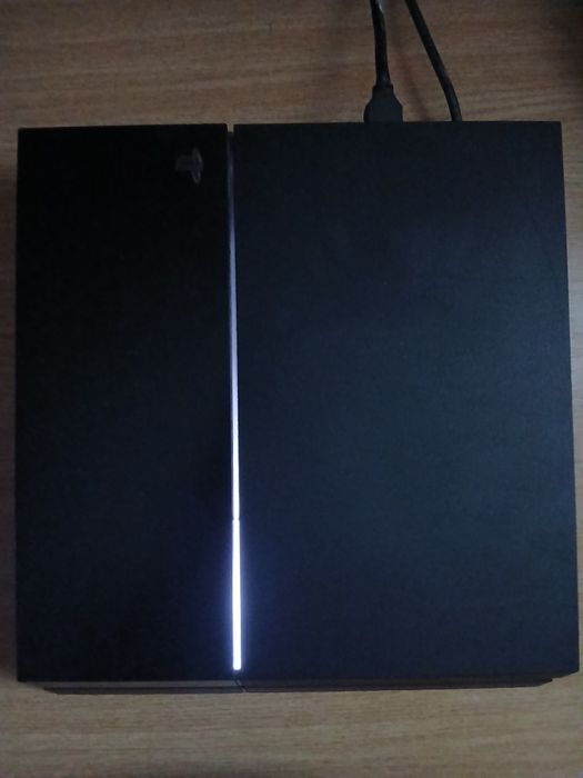 PlayStation 4 PS4 – 500 GB + 1 controller + 6 jocuri complete + 2 demo