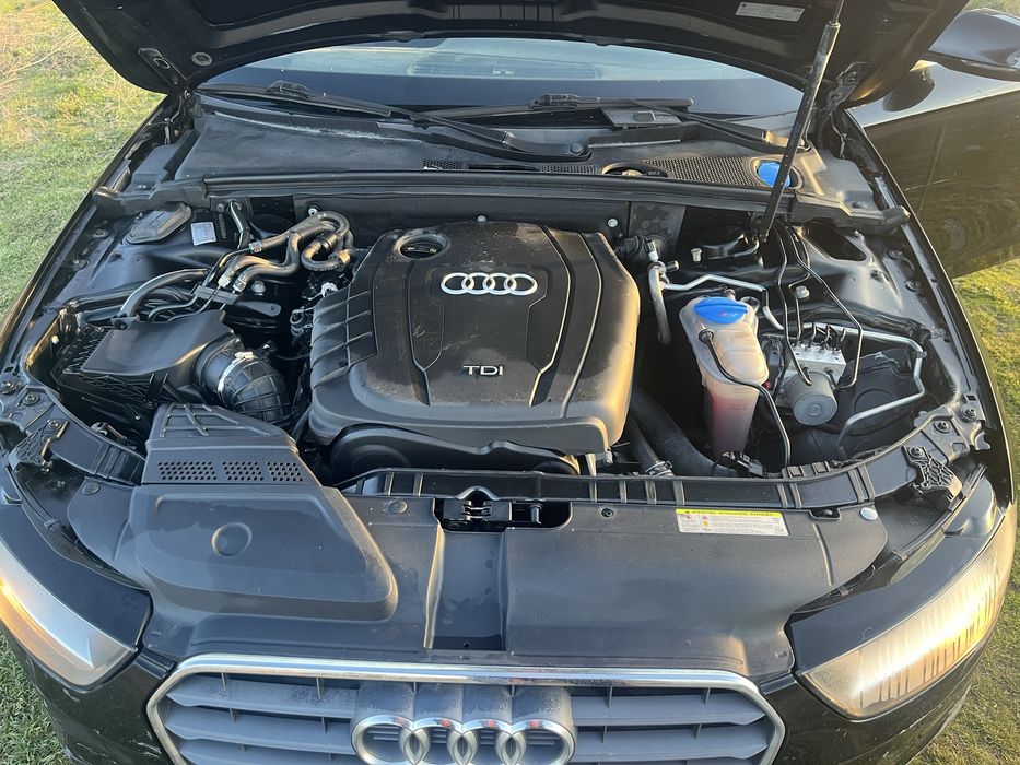 Audi A4 2.0 177 Feis CJC на части